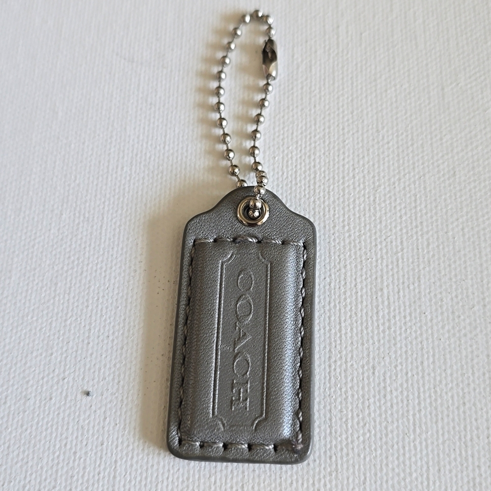 Coach Leather “Gray” Hangtag